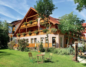 Гостиница Land- und Aktivhotel Altmühlaue  Бад-Родах